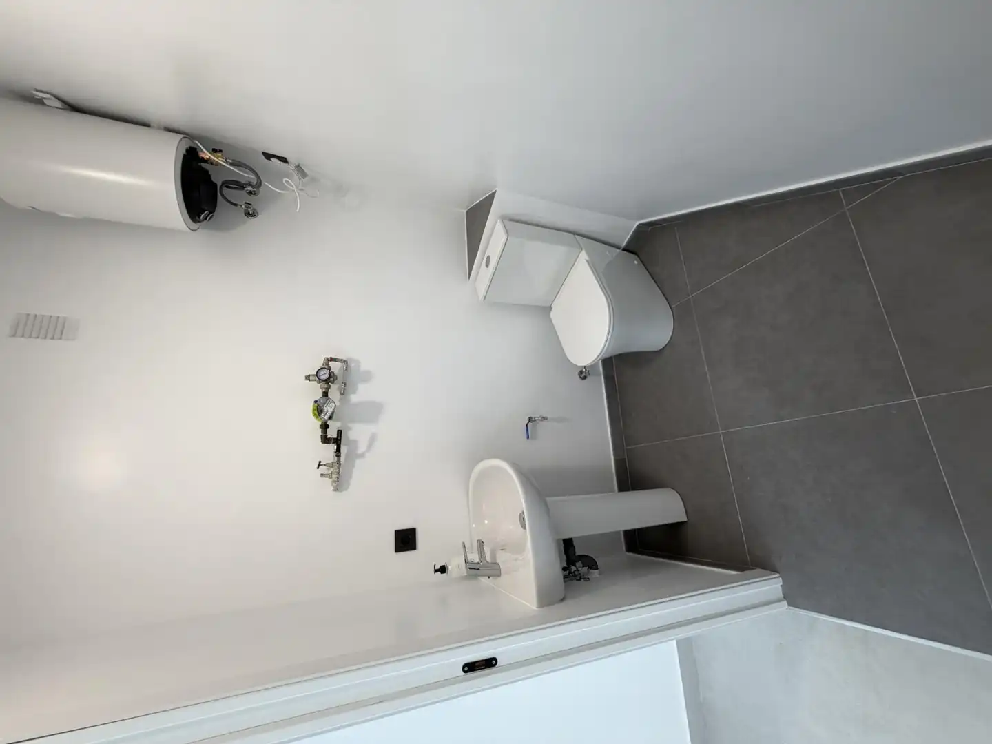 Local de alquiler en Calle Caserío Landaburu, 1, Santutxu - Basarrate Baño de Local de alquiler en Bilbao