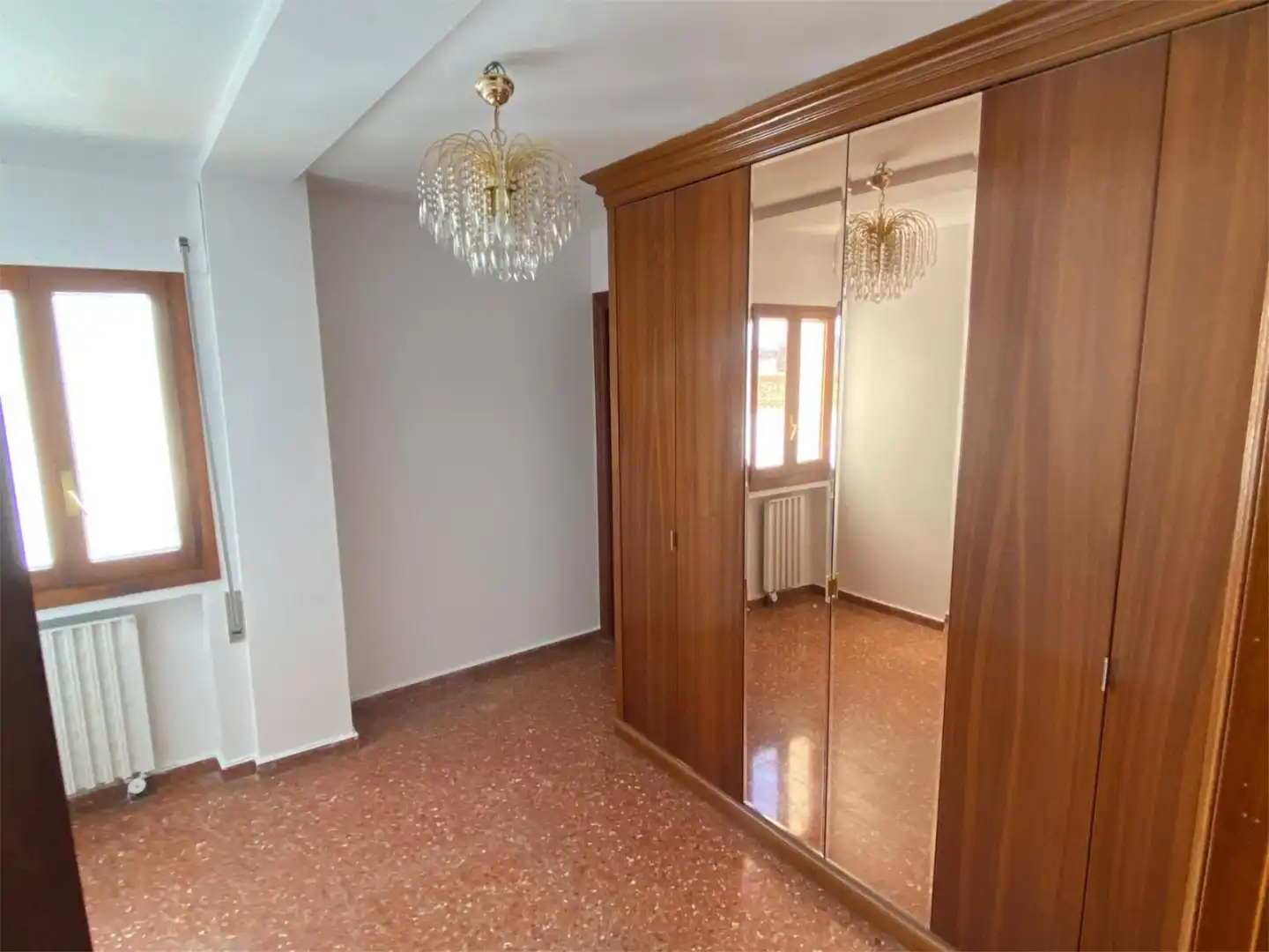 Wohnung zum Verkauf in Calle Valentín Carderera, 1, Casco Antiguo Schlafzimmer von Wohnung zum Verkauf in Huesca mit Klimaanlage, Heizung und Terrasse