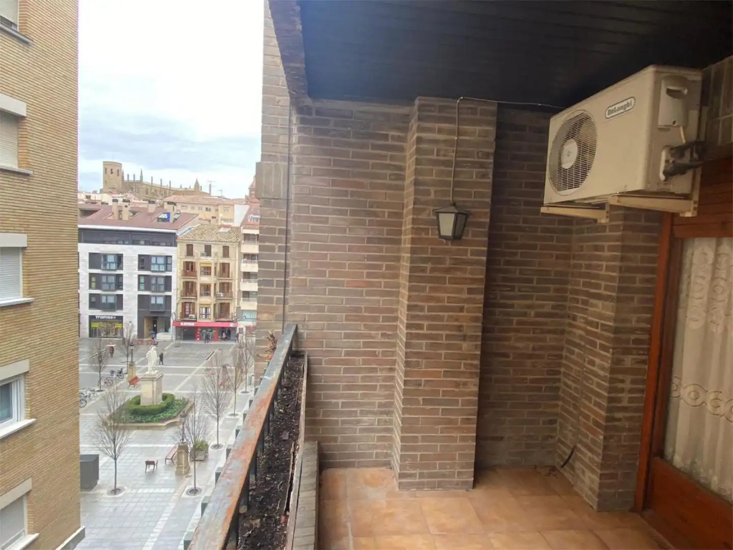 Wohnung zum Verkauf in Calle Valentín Carderera, 1, Casco Antiguo Terrasse von Wohnung zum Verkauf in Huesca mit Klimaanlage, Heizung und Terrasse