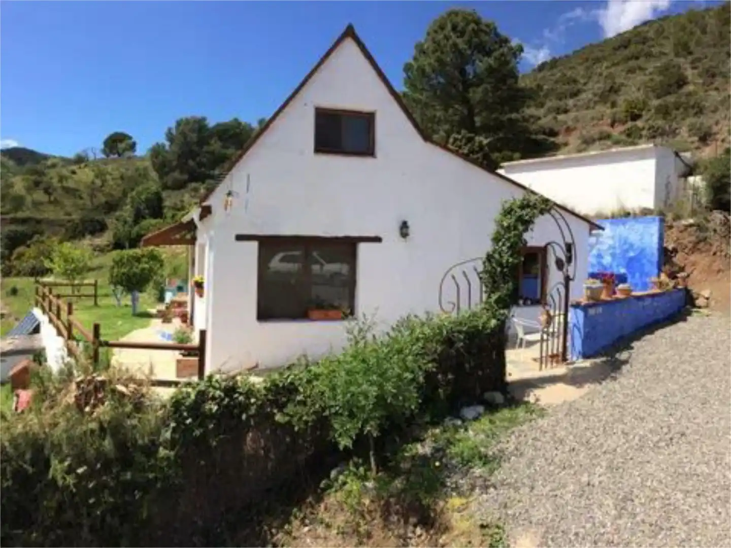 Garden of Houses for sale in Tolox  with Air Conditioner, Terrace and Balcony