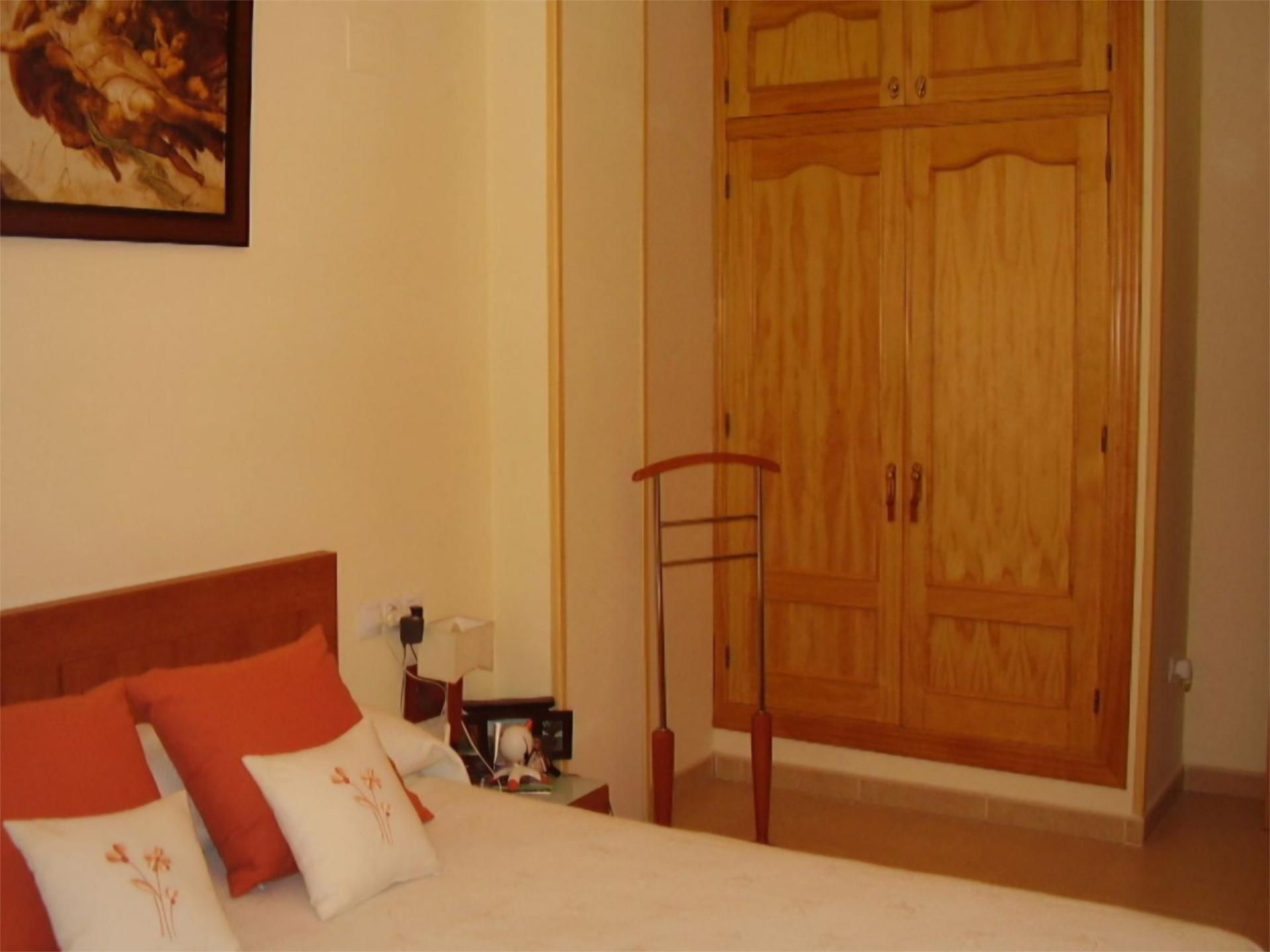 Bedroom of Flat for rent in Linares  with Air Conditioner, Swimming Pool and Furnished