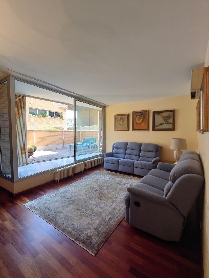 Sala de estar de Piso en venta en  Barcelona Capital con Aire acondicionado, Calefacción y Jardín privado