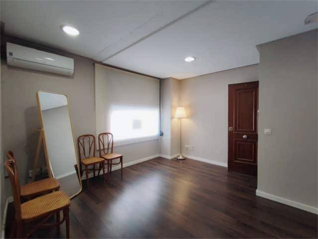 Oficina en Alquiler en La Seu