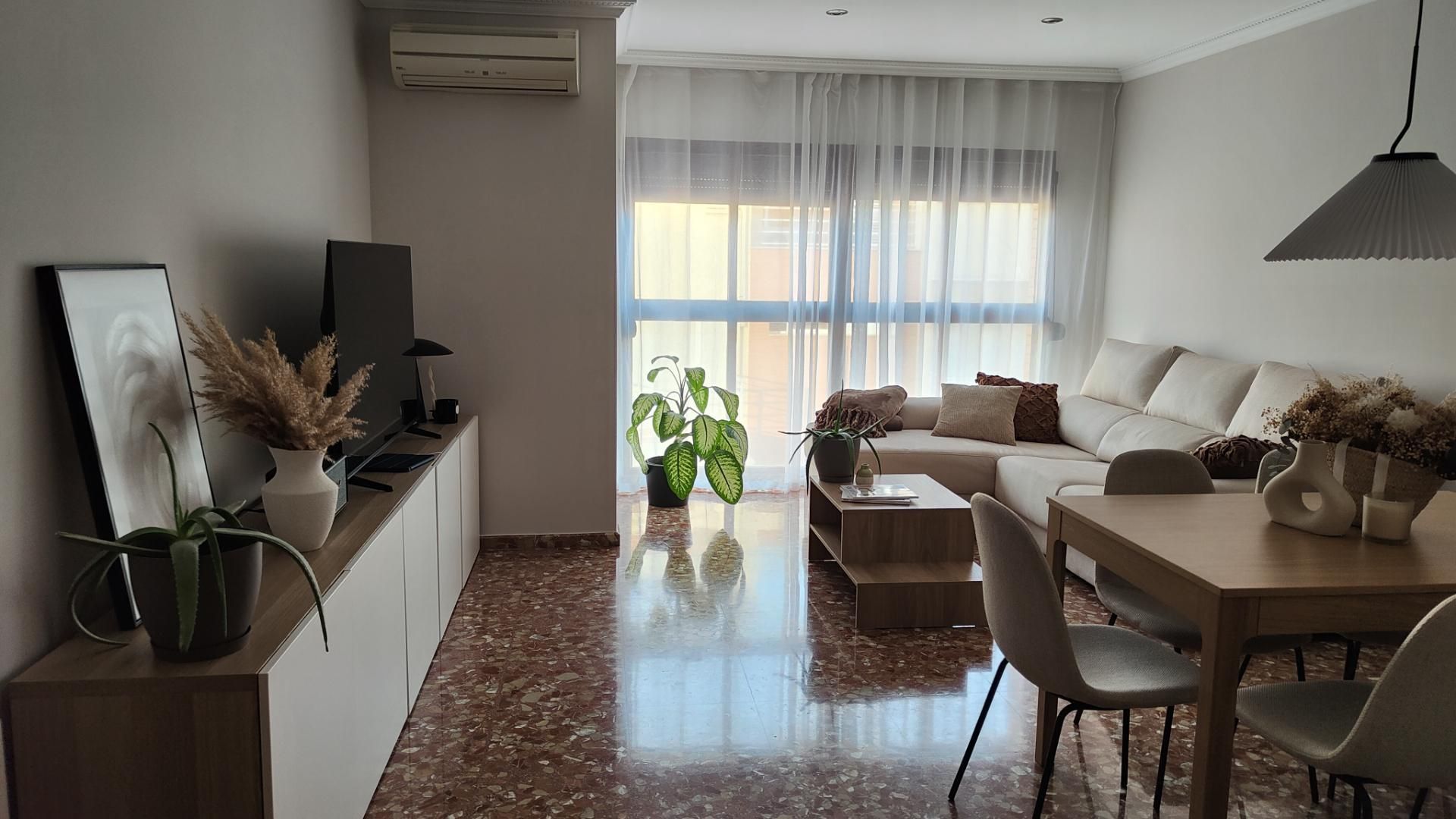 Piso de alquiler en Carrer Vicente Sales Musoles, 29, Camino de Onda - Salesianos Sala de estar de Piso de alquiler en Burriana / Borriana con Aire acondicionado, Calefacción y Amueblado