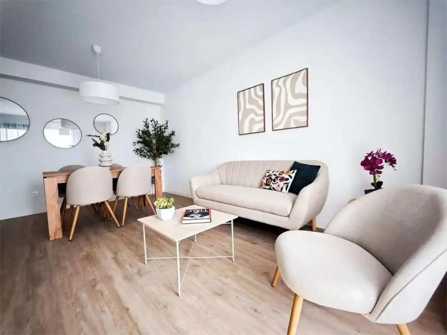 Room in Avenida Pintor Xavier Soler, 12, Garbinet - Parque de las Avenidas Living room of Apartments for share in Alicante / Alacant with Air Conditioner, Parquet flooring and Terrace