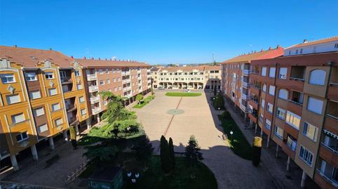 Photo 3 of Flat to rent in Calle Francisco de Quevedo, 8, La Bañeza , León