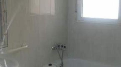 Flat for rent in Centro, Teruel Capital - image 3 Photo 3 of Flat for rent in Centro, Teruel Capital