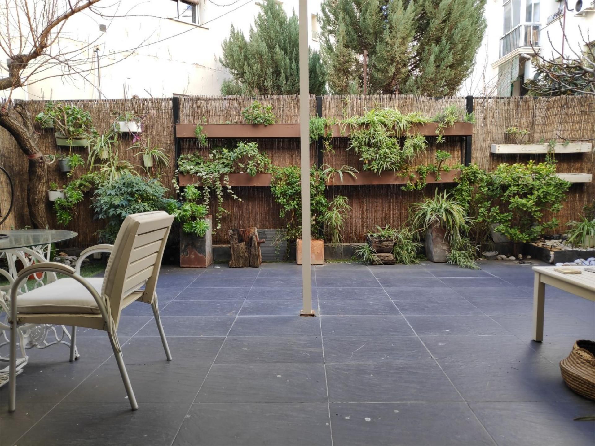 Terrassa de Pis en venda en  Madrid Capital amb Calefacció, Jardí privat i Traster