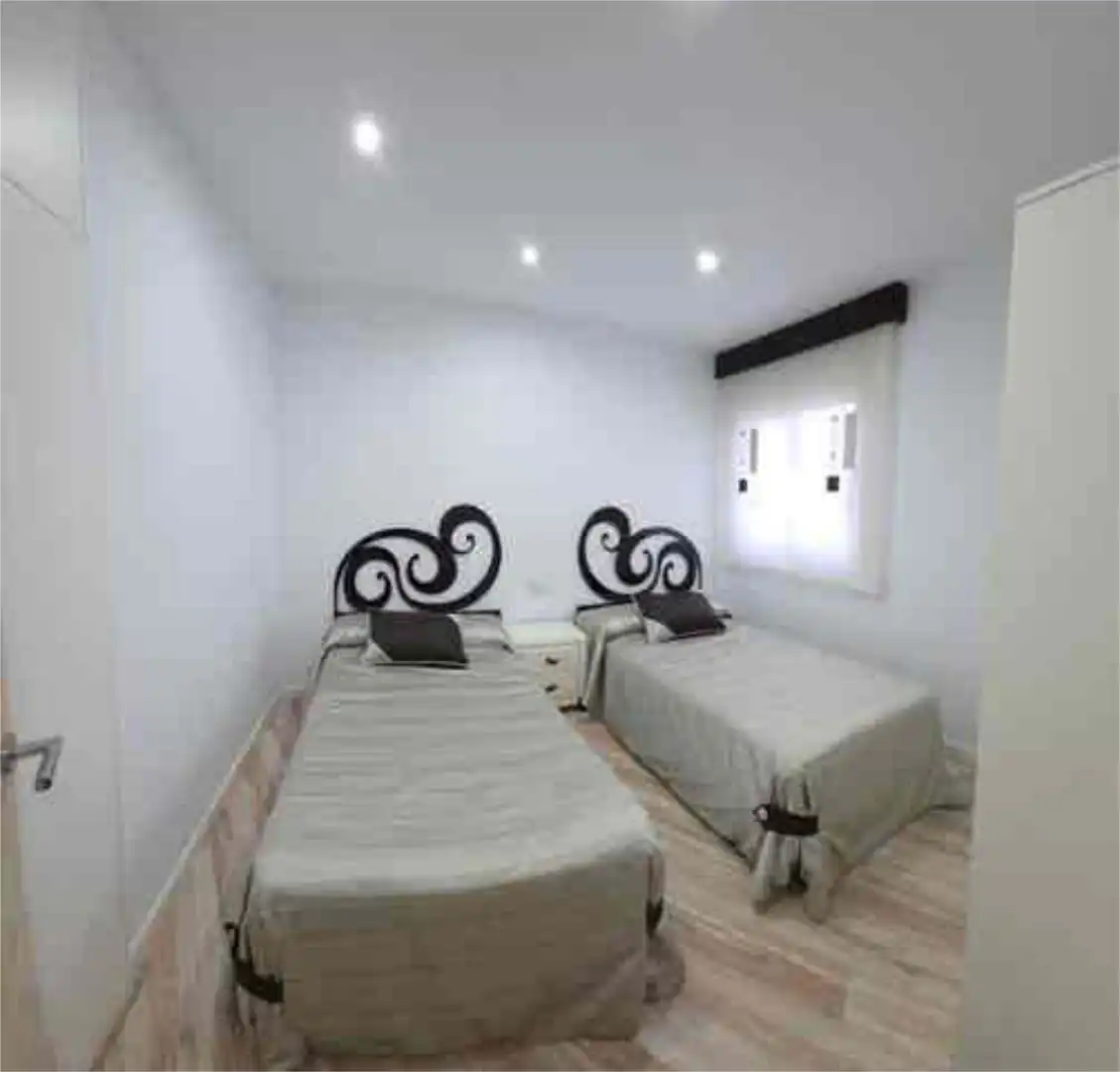 Piso en venta en Mazarrón Casco Urbano Habitación de Piso en venta en Mazarrón con Calefacción, Terraza y Trastero