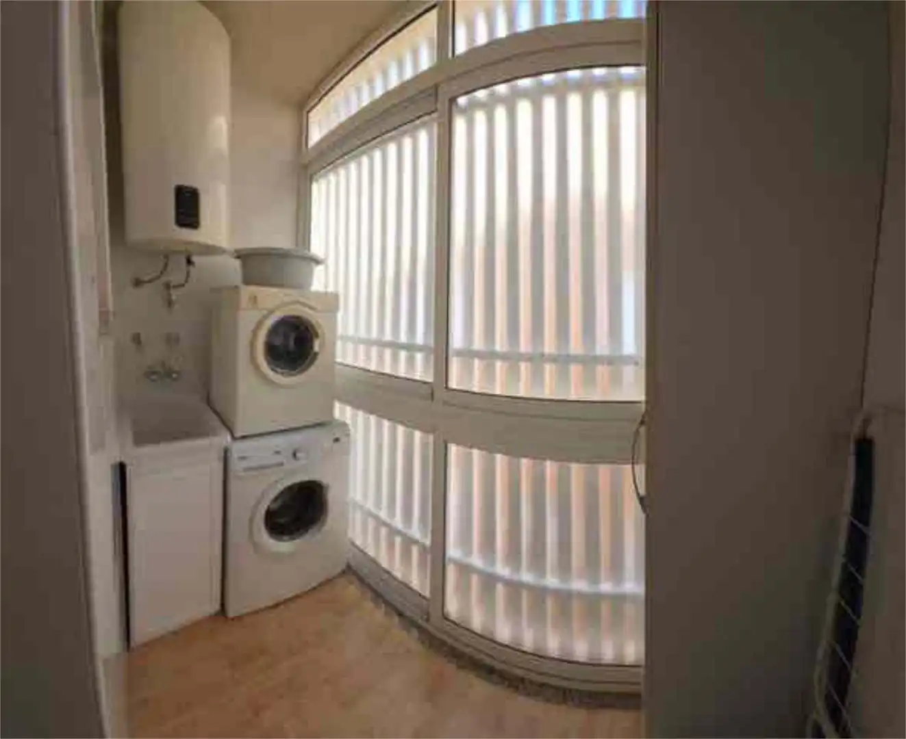Piso en venta en Mazarrón Casco Urbano Terraza de Piso en venta en Mazarrón con Calefacción, Terraza y Trastero