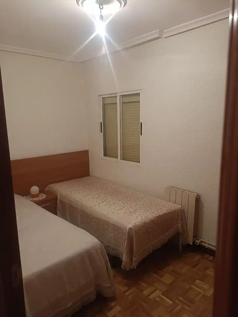 Bedroom of Flat for sale in Palencia Capital