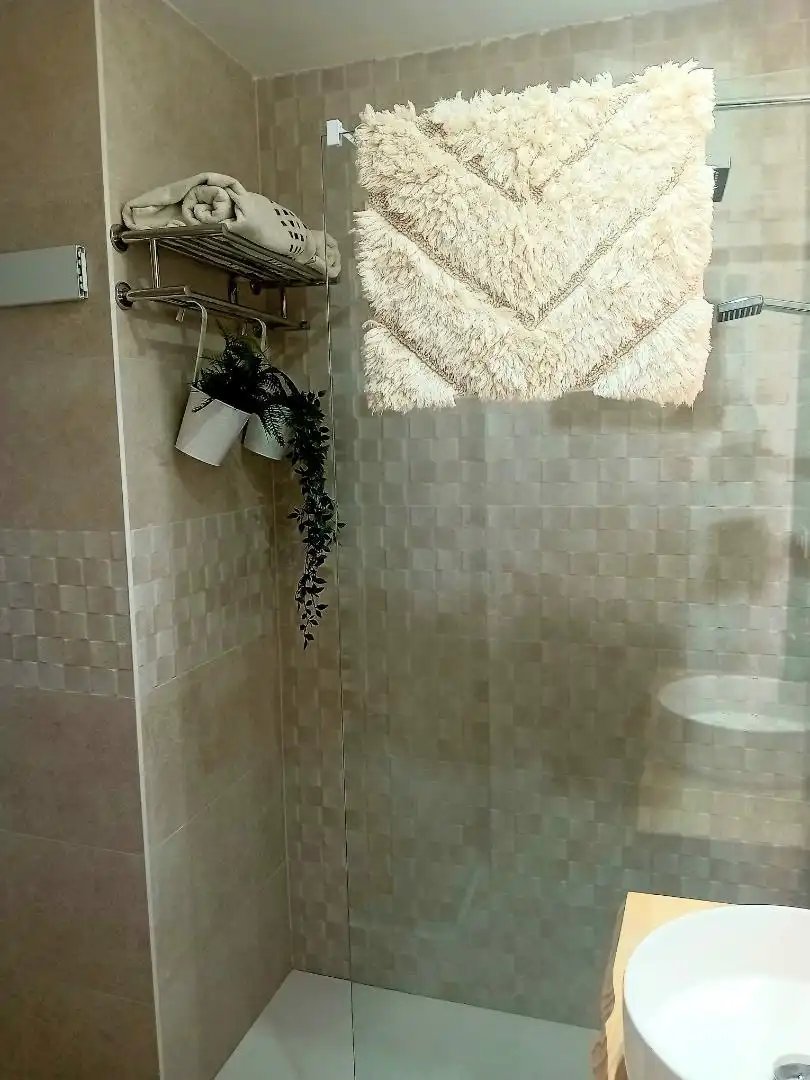 Apartament en venda a Calle San Agustín, 31, Casco Antiguo Bany de Apartament en venda en Logroño