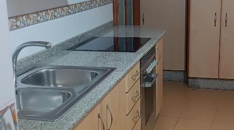 Foto 3 de Casa adosada en venda a Rúa Outeiro Da Vela, 4, San Cibrao das Viñas, Ourense