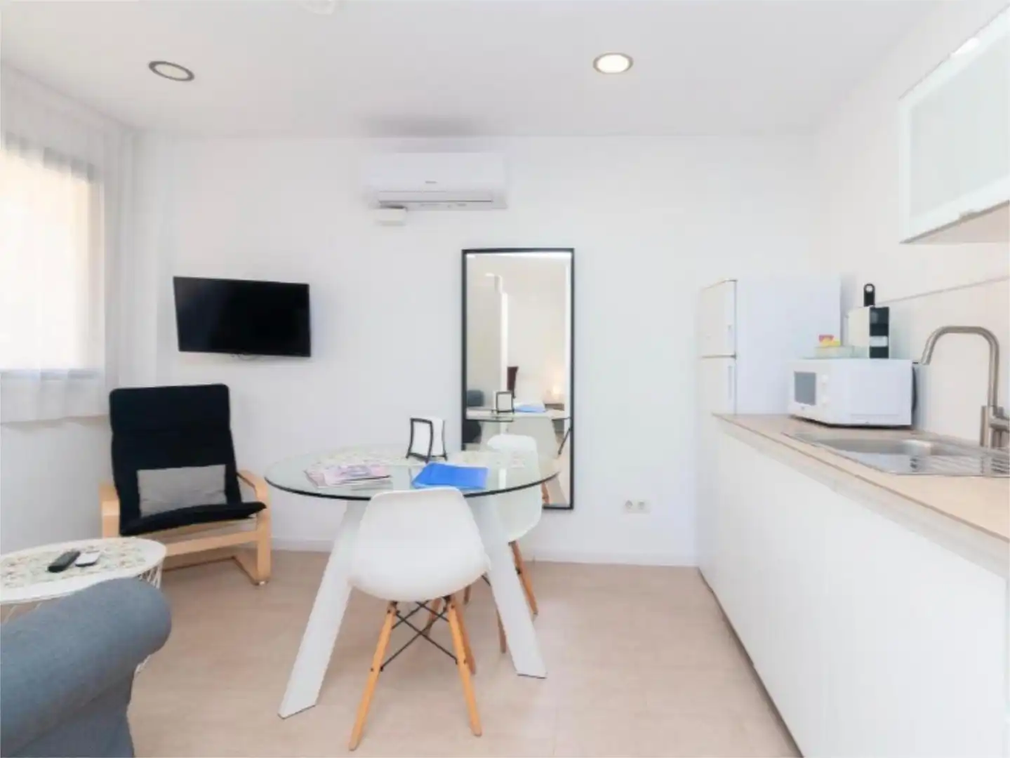 Flat for rent in Avinguda del Primat Reig, 102, Jaume Roig Bedroom of Flat for rent in Valencia Capital with Air Conditioner