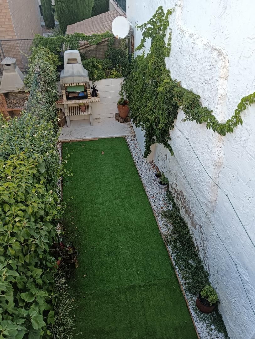 Garden of Single-family semi-detached for rent in La Sotonera  with Heating, Private garden and Parquet flooring