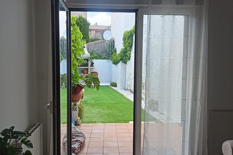 Casa adosada en venda a Calle Afueras Ag, 12, La Sotonera, Huesca - imatge 1 Foto 1 de Casa adosada en venda a Calle Afueras Ag, 12, La Sotonera, Huesca