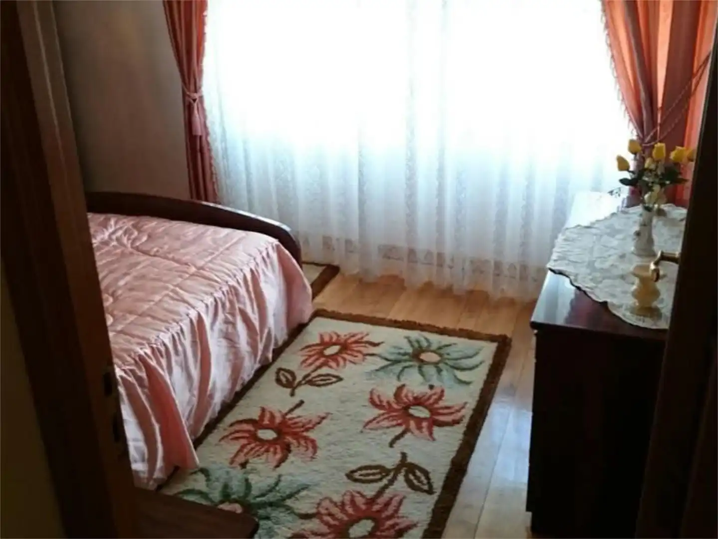 Wohnung zum Verkauf in LU-901, 2, Carballedo Schlafzimmer von Wohnung zum Verkauf in Carballedo mit Heizung, Privatgarten und Parkett