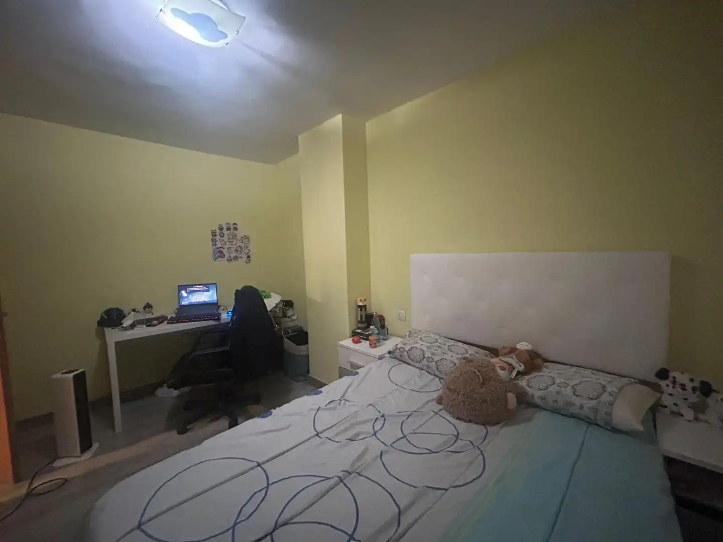 Pis en venda a Avenida de Los Huetos, 30, Sansomendi Dormitori de Pis en venda en Vitoria - Gasteiz amb Calefacció, Traster i Moblat