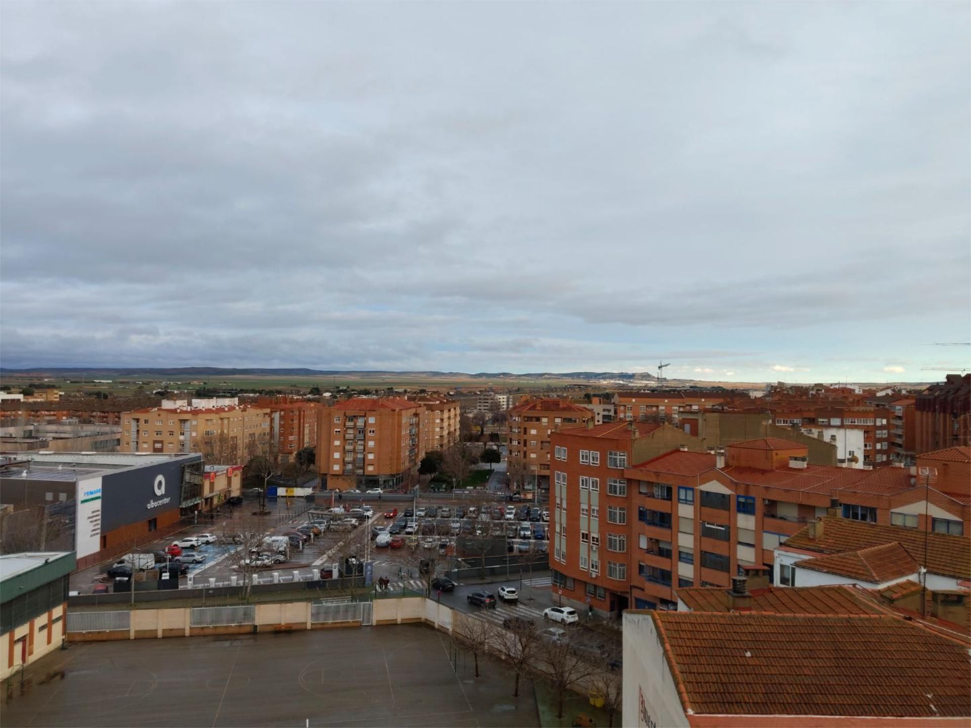 Exterior view of Flat for sale in  Albacete Capital  with Air Conditioner, Heating and Furnished