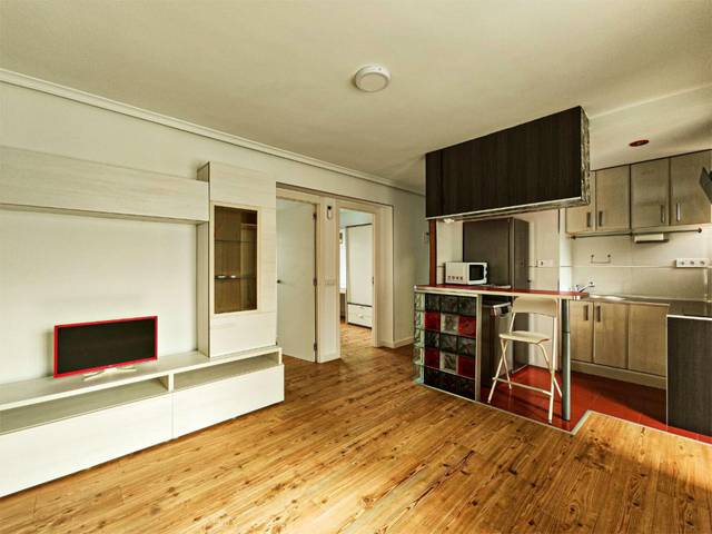 Piso en Alquiler en Calle Almuradiel, 280 en Entrevías