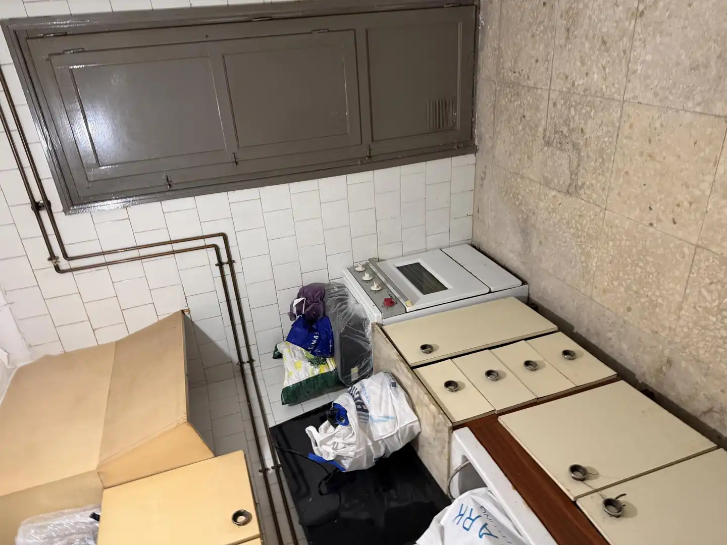 Pis en venda a Calle Valle Inclán, 6, Virgen del Remedio - Parque Lo Morant Cuina de Pis en venda en Alicante / Alacant amb Calefacció, Terrassa i Traster