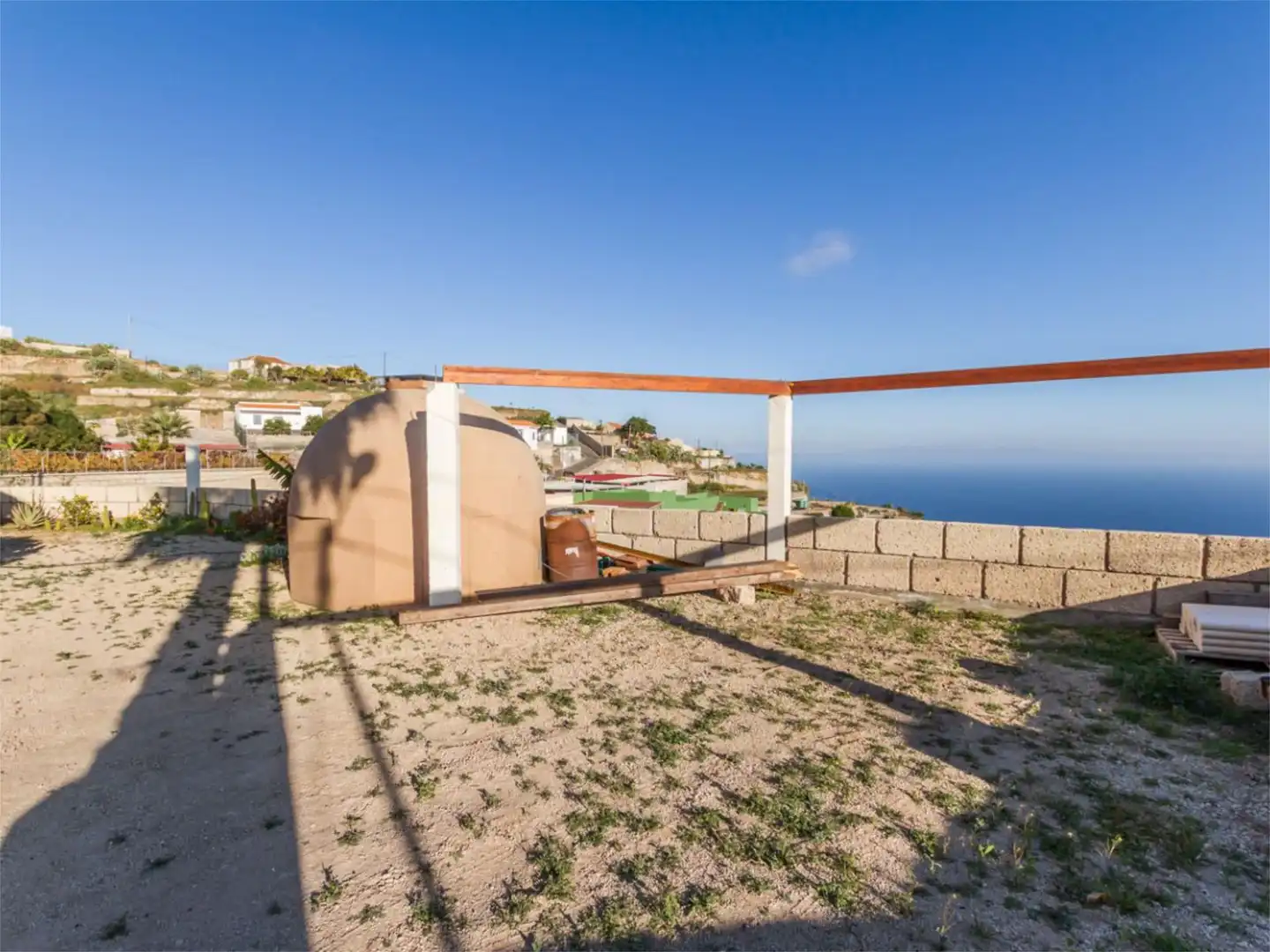 Flat for sale in Calle la Sombrera, Fasnia Exterior view of Flat for sale in Fasnia with Air Conditioner, Heating and Private garden