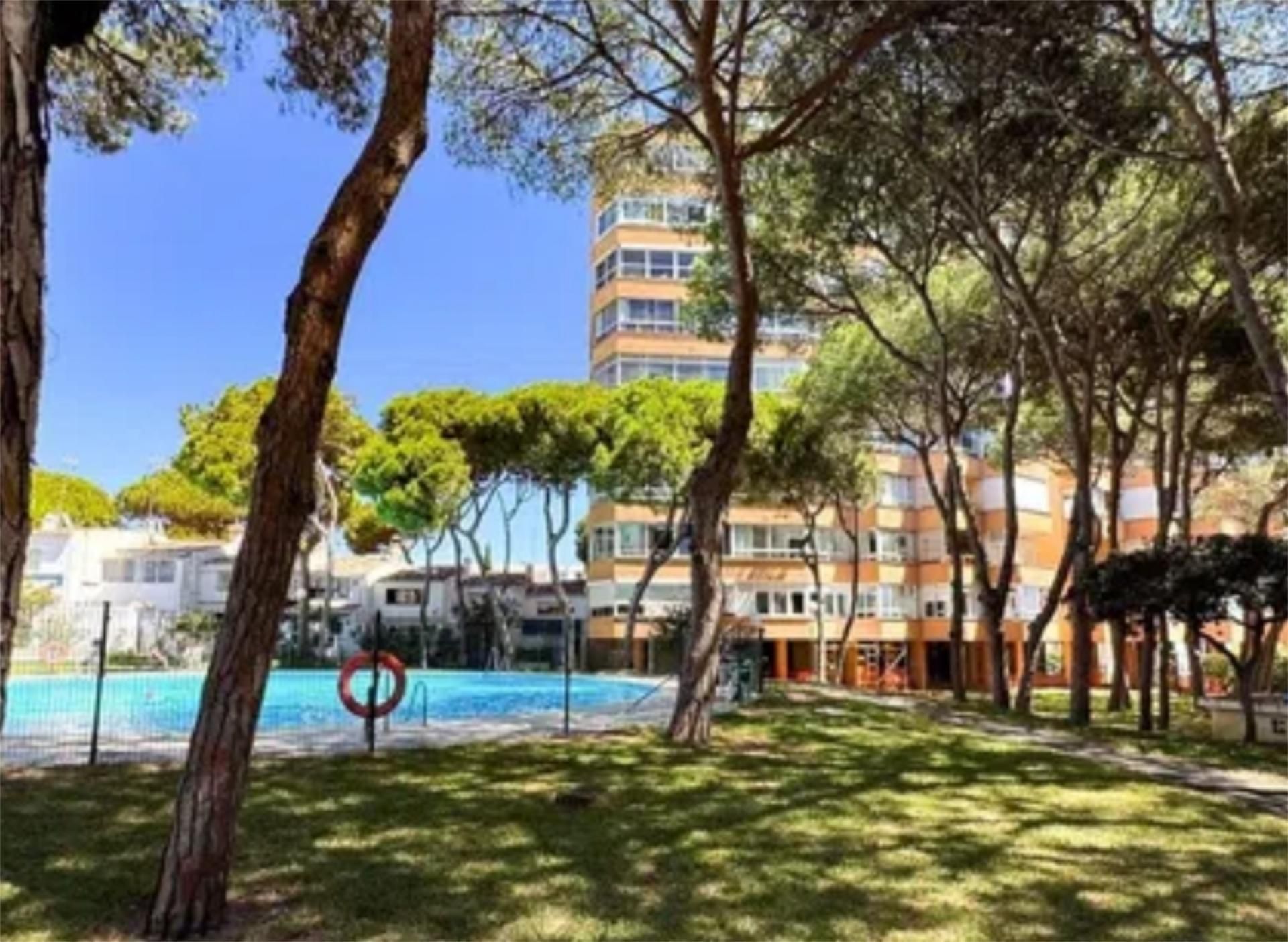 Vista exterior de Estudi en venda en Mijas amb Aire condicionat