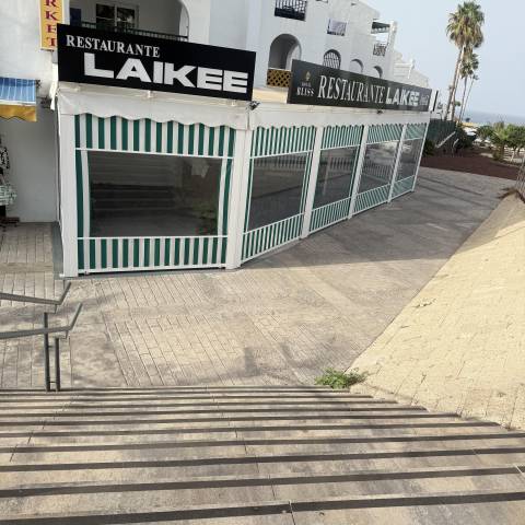 Local comercial en Alquiler en Avenida de Moscú, 2 en Playa del Duque