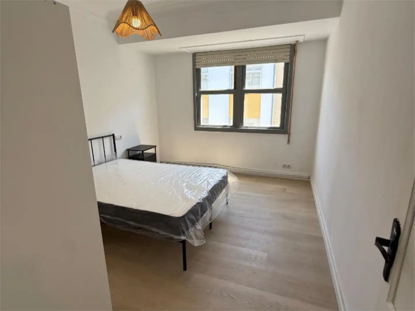 Piso en venta en Rúa Río Chamoso, 8, San Roque - As Fontiñas Habitación de Piso en venta en Lugo con Calefacción, Parquet y Trastero