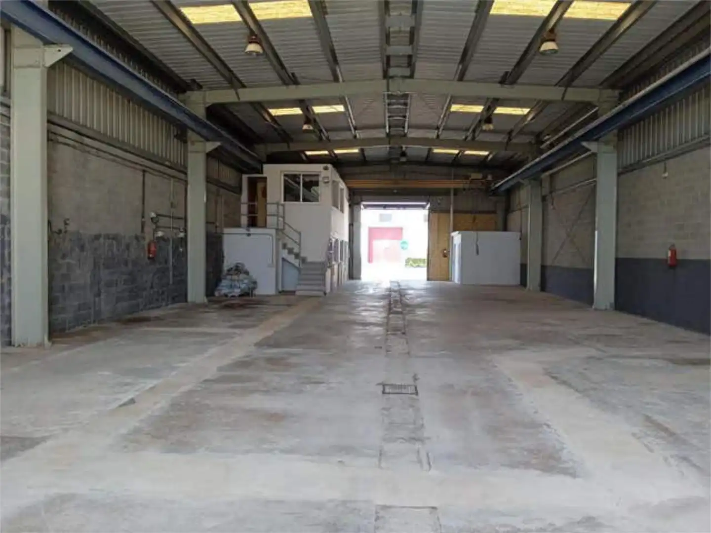 Nave industrial de alquiler en Rociana del Condado con Aire acondicionado