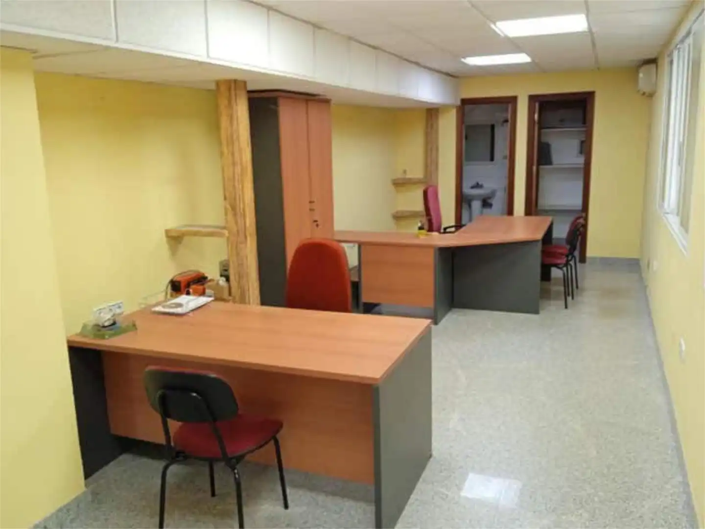 Nave industrial de alquiler en Rociana del Condado con Aire acondicionado