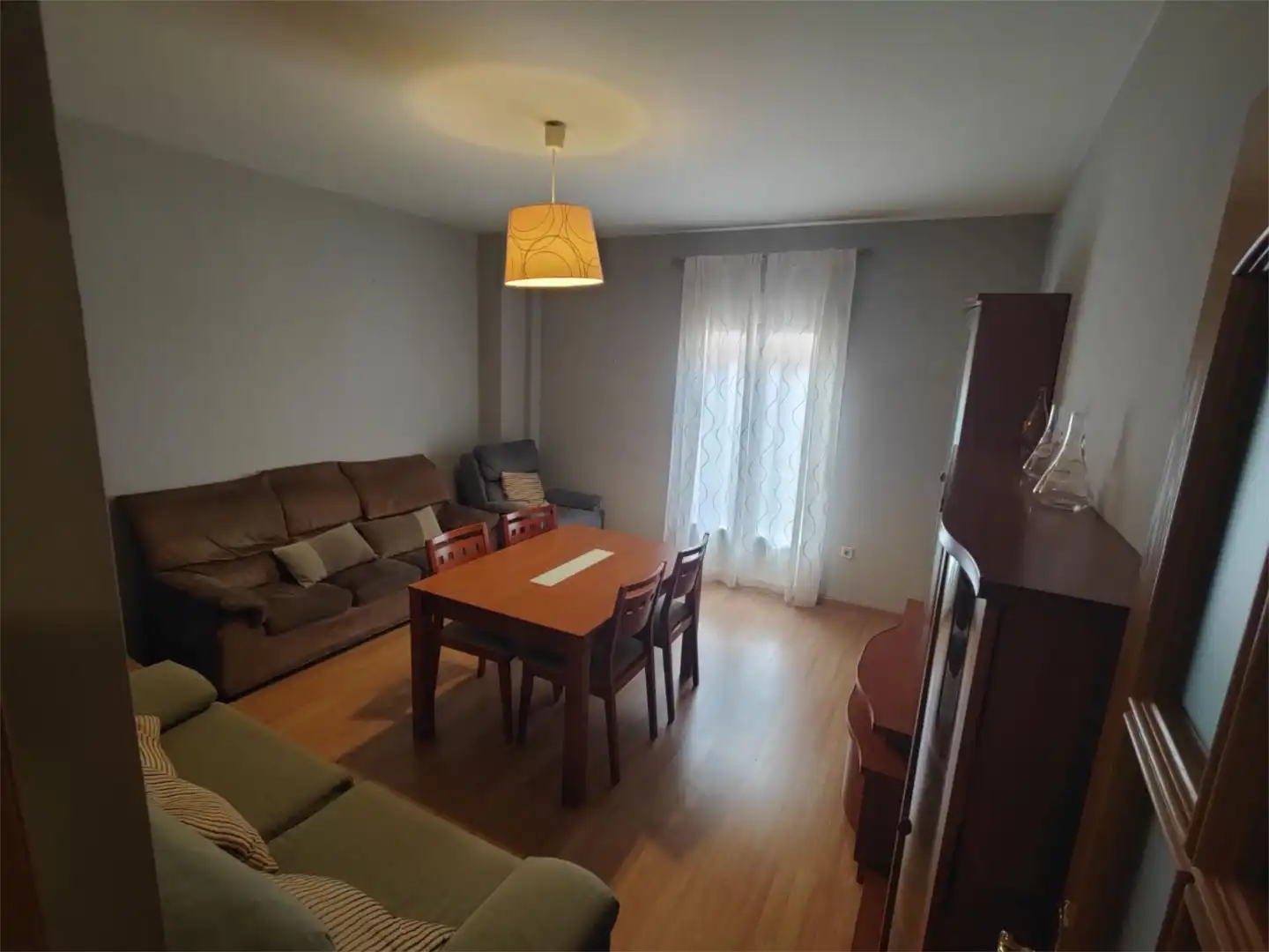 Piso en venta en Calle Carrera, 11, Villanueva del Arzobispo Sala de estar de Piso en venta en Villanueva del Arzobispo con Calefacción, Parquet y Amueblado