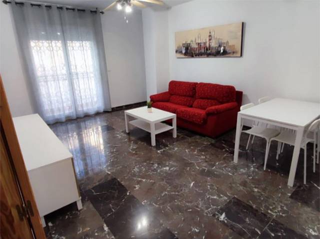 Piso en Alquiler en Calle Real, 1 en Casco Histórico