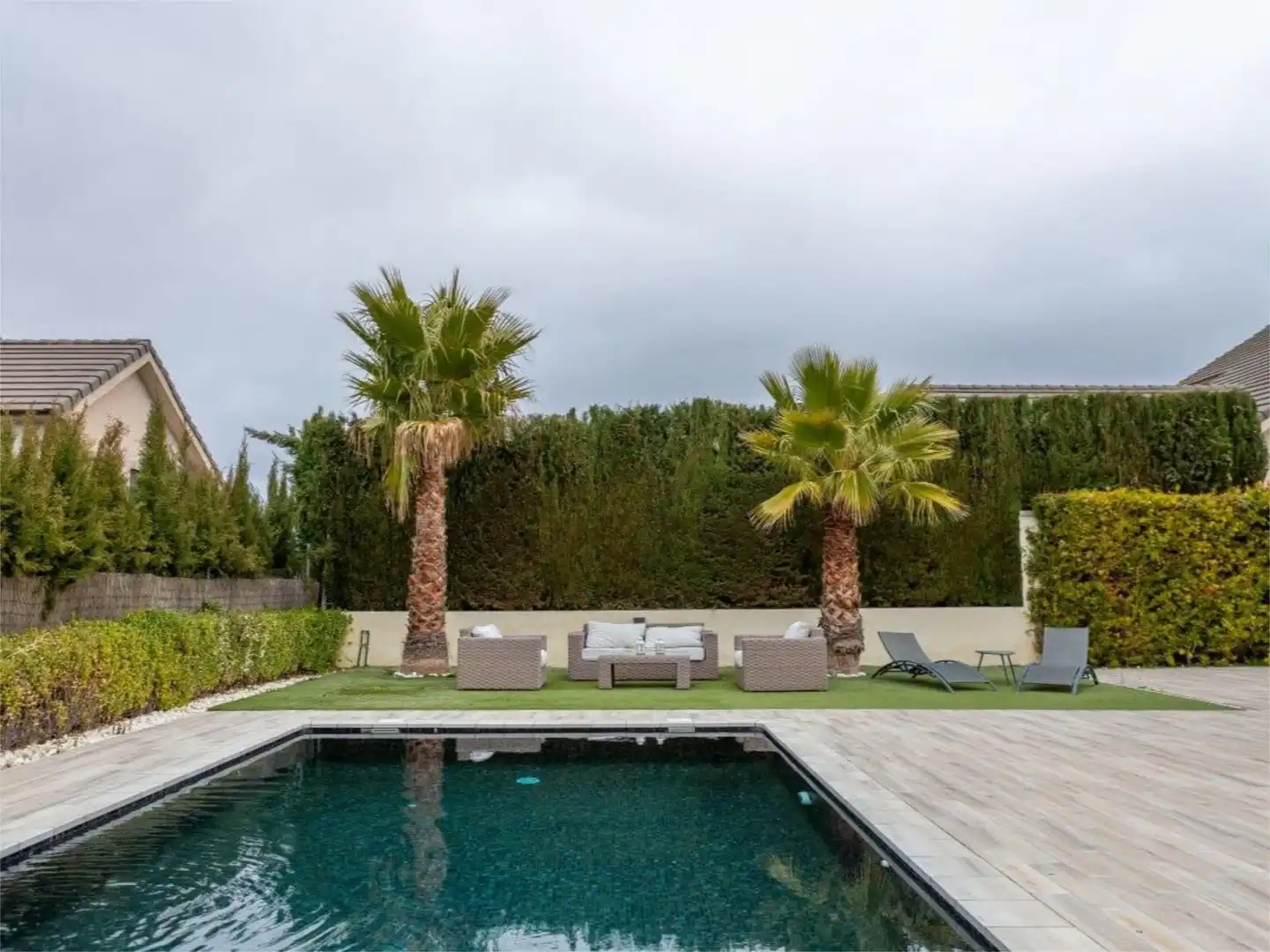 Casa o xalet en venda a Calle Borraja, 9, Dílar Piscina de Casa o xalet en venda en Dílar amb Aire condicionat, Calefacció i Jardí privat