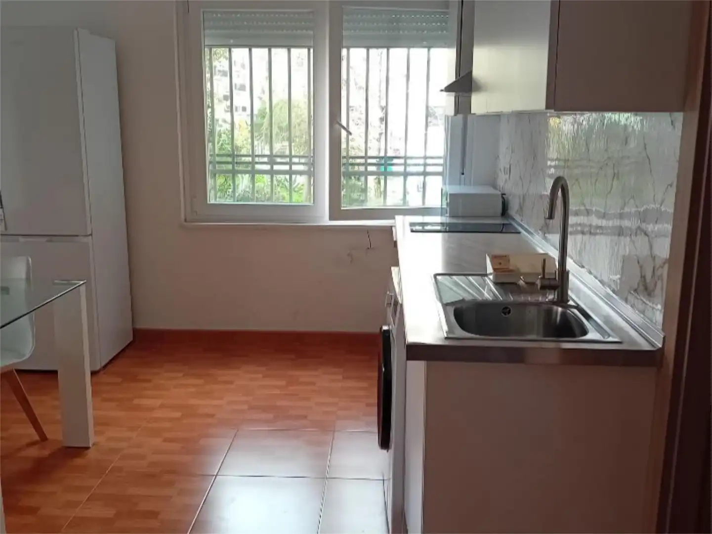 Cocina de Apartamento de alquiler en Cáceres con Aire acondicionado, Calefacción y Amueblado