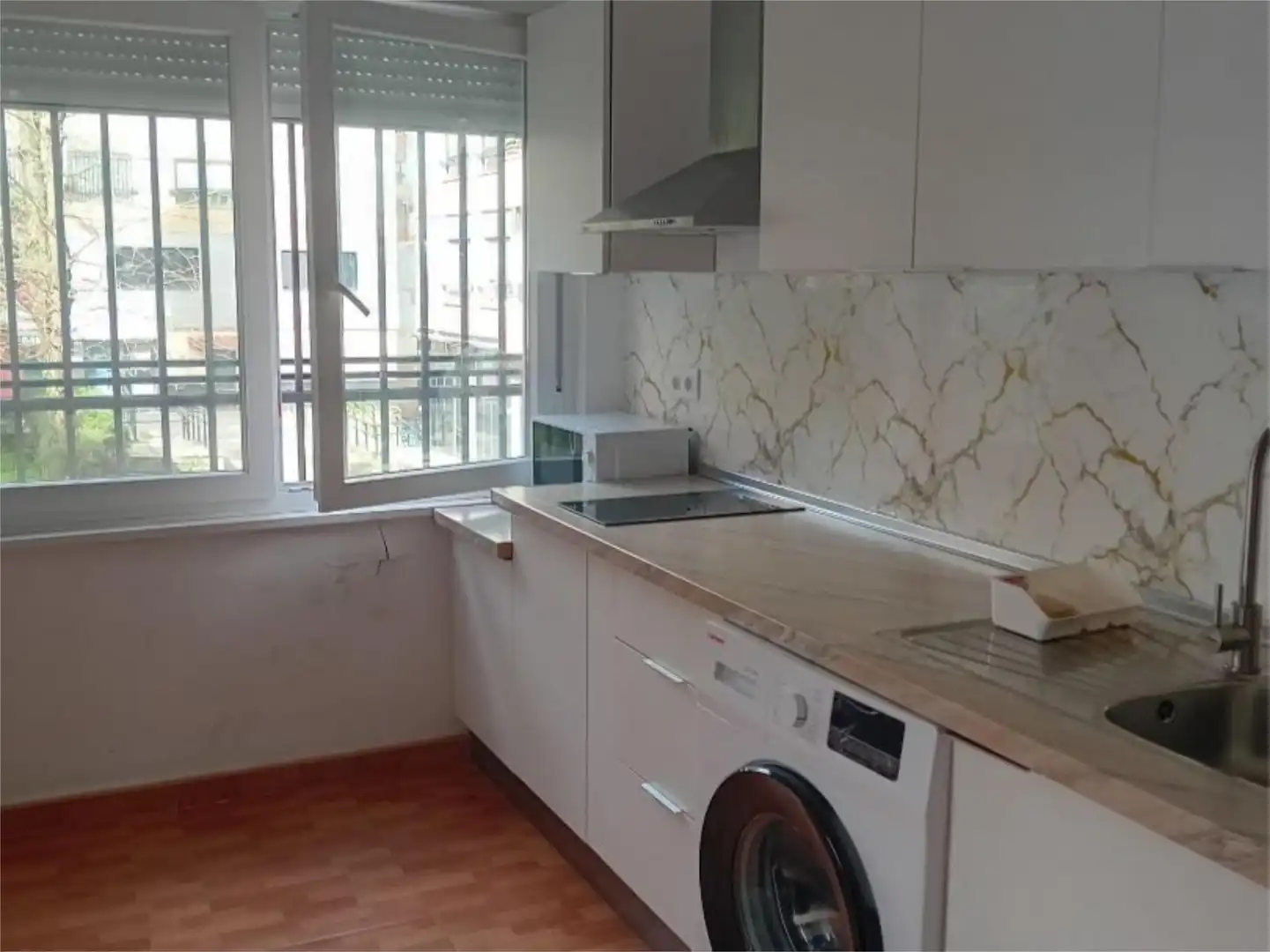 Cocina de Apartamento de alquiler en Cáceres con Aire acondicionado, Calefacción y Amueblado