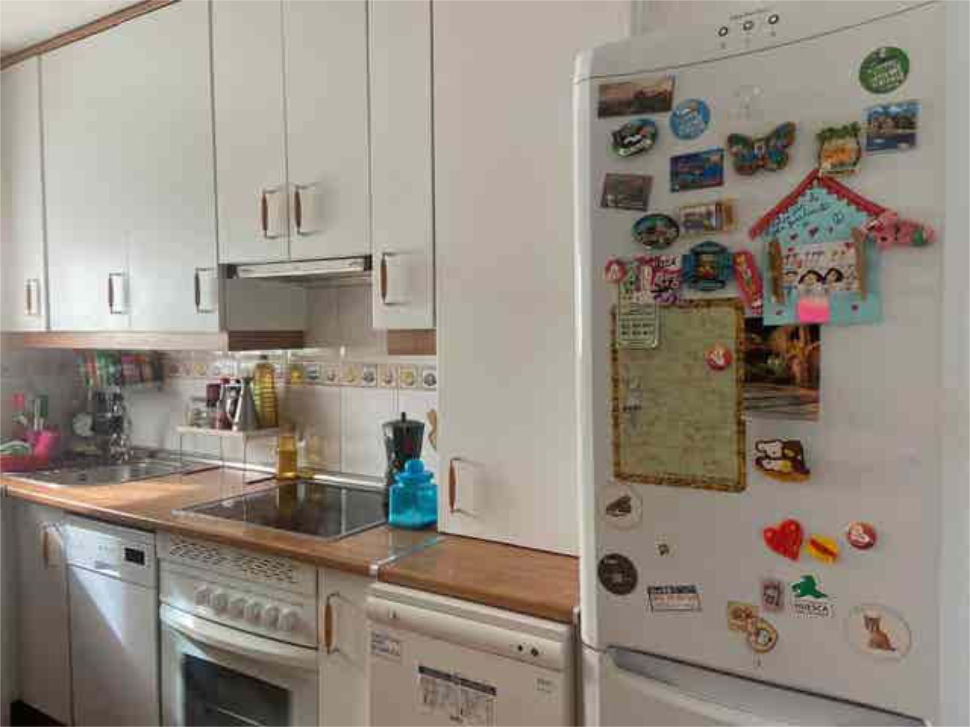 Pis en venda a Valverde del Majano Cuina de Pis en venda en Valverde del Majano