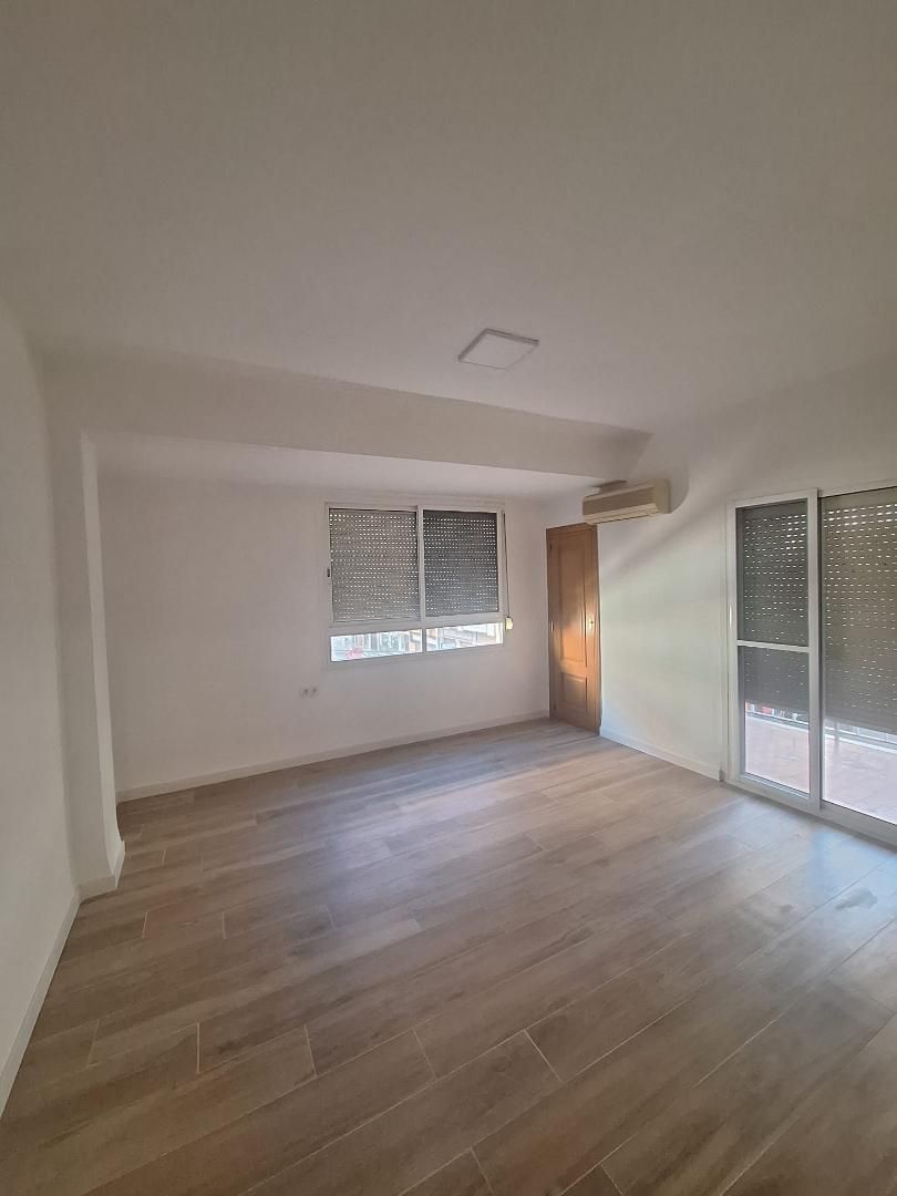 Piso de alquiler en Avenida de Gregorio Molina, 8, Xàtiva Habitación de Piso de alquiler en Xàtiva con Aire acondicionado y Balcón