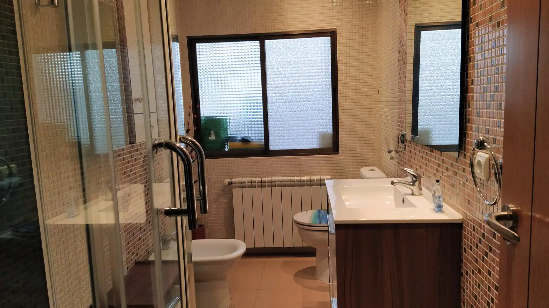 Bathroom of Detached homes for sale in Serón de Nágima