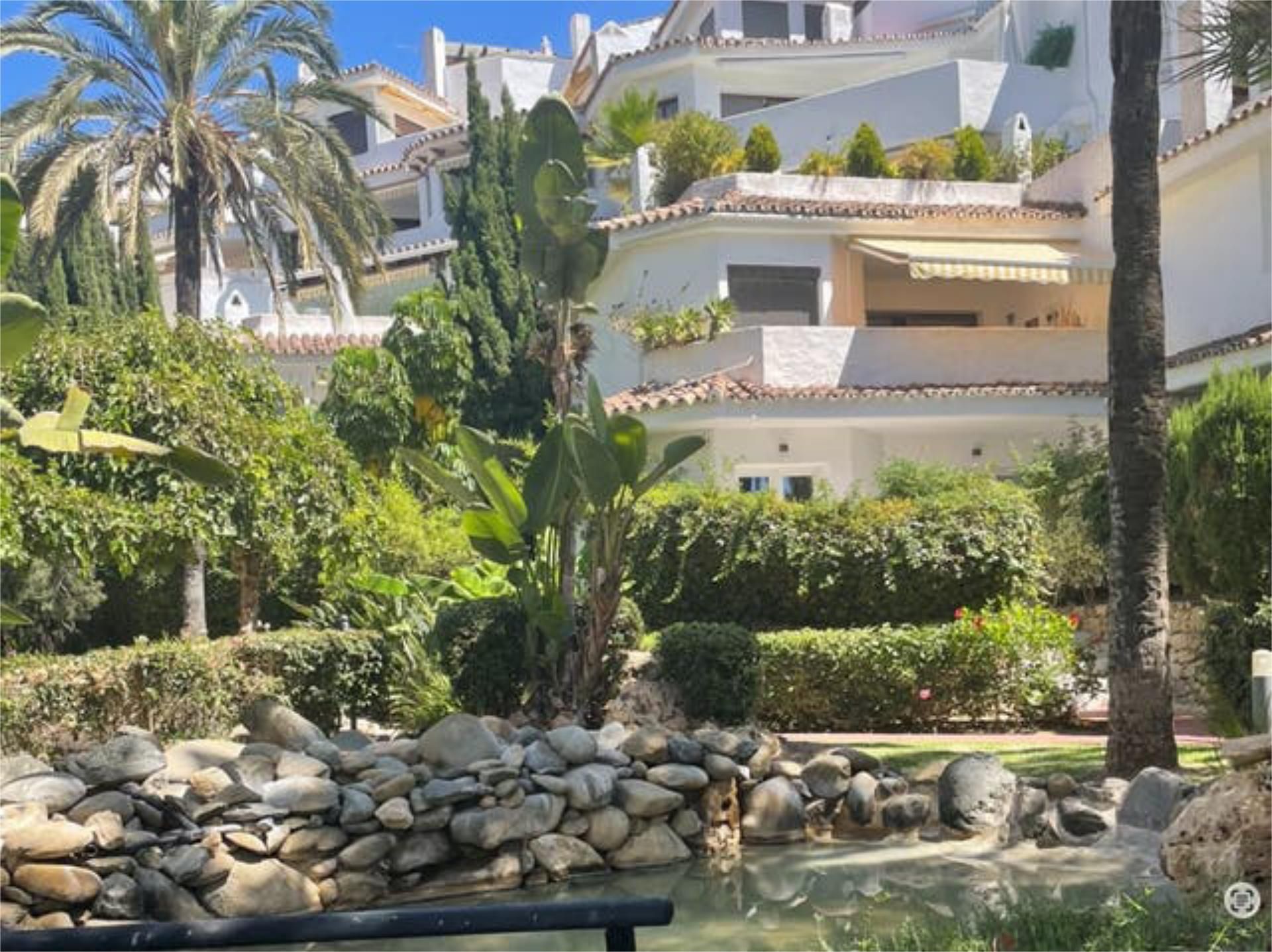 Single-family semi-detached for rent in Real de Zaragoza