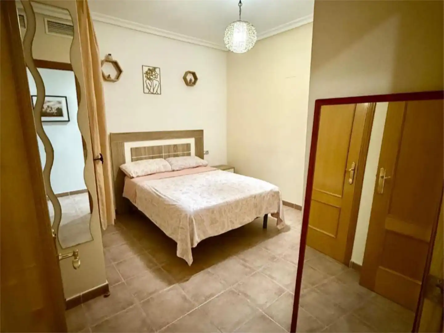 Piso en venta en Calle Echegaray, 21, Albatera Habitación de Piso en venta en Albatera con Aire acondicionado, Calefacción y Jardín privado