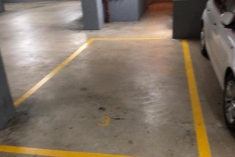 Garatge de lloguer a Avenida Alcalde Manuel Platas Varela, 146, Oseiro, Arteixo - imatge 1 Foto 1 de Garatge de lloguer a Avenida Alcalde Manuel Platas Varela, 146, Oseiro, Arteixo