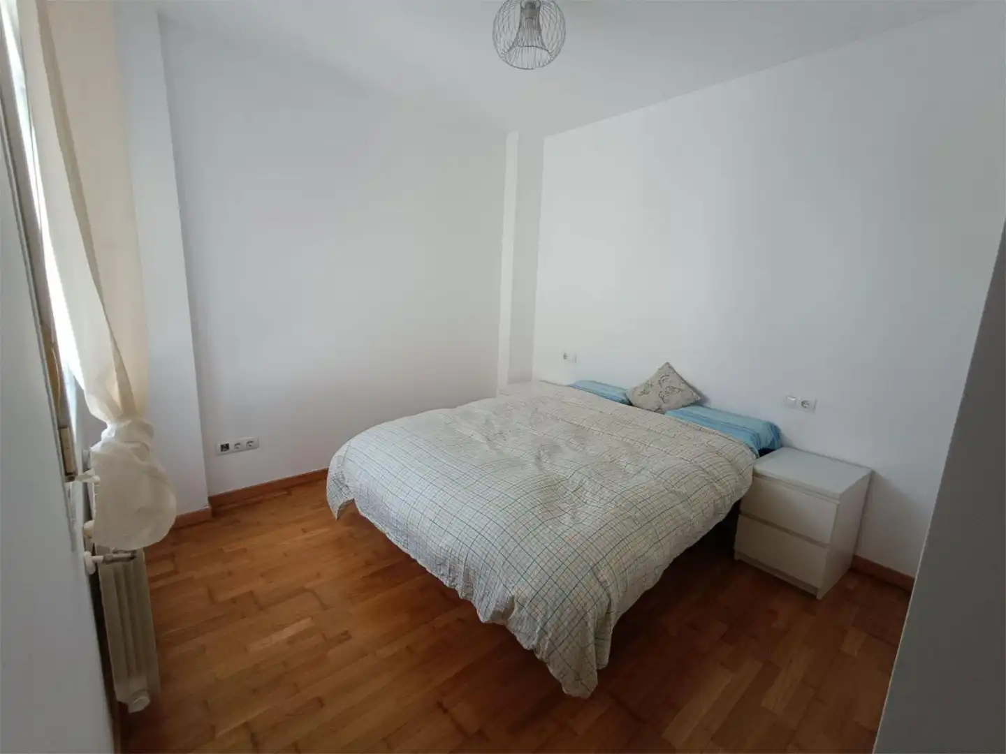 Habitación de Piso en venta en Lugo con Calefacción, Parquet y Terraza