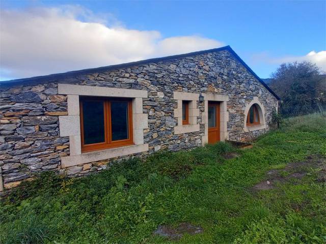 Piso en Venta en Lugar Castro, 1 en Portomarín