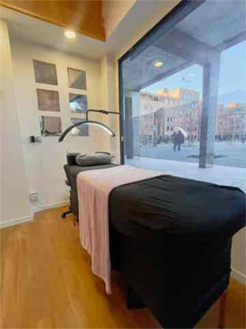 Local comercial en Alquiler en Valdeacederas