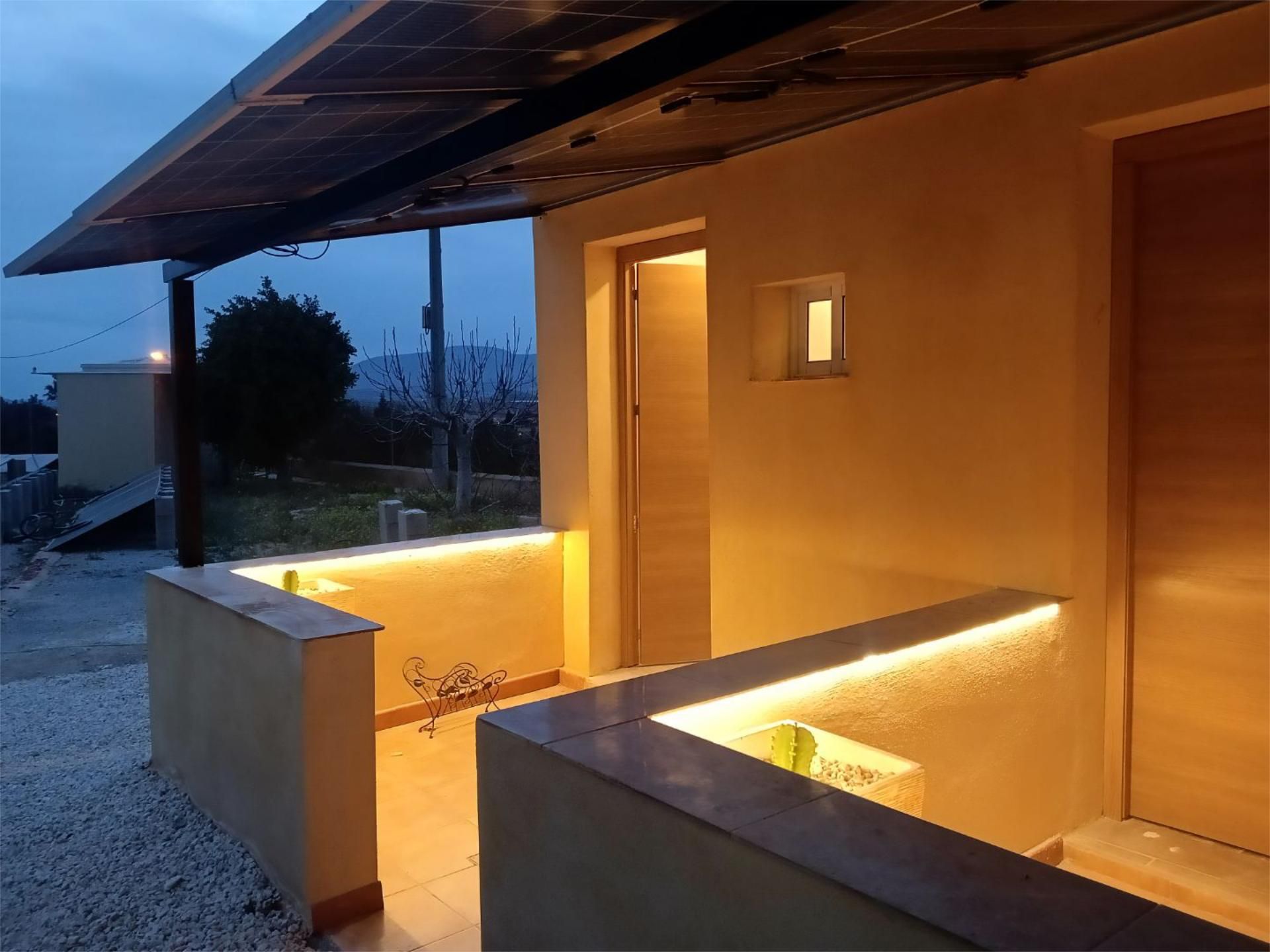 Jardí de Estudi per a compartir en Alicante / Alacant amb Terrassa, Moblat i Aparcament comunitari