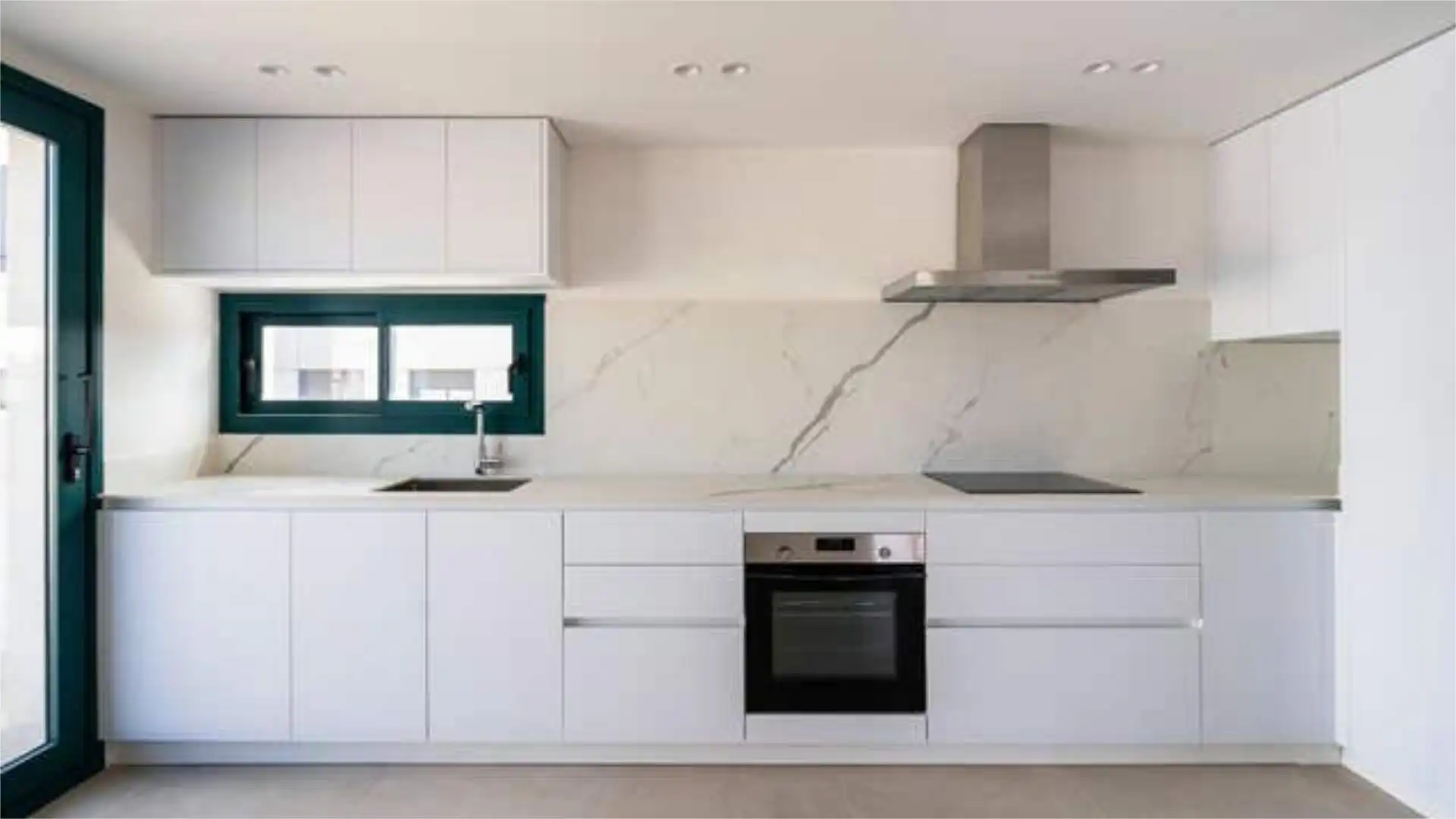 Kitchen of Attic for sale in Sevilla  with Heating, Private garden and Terrace