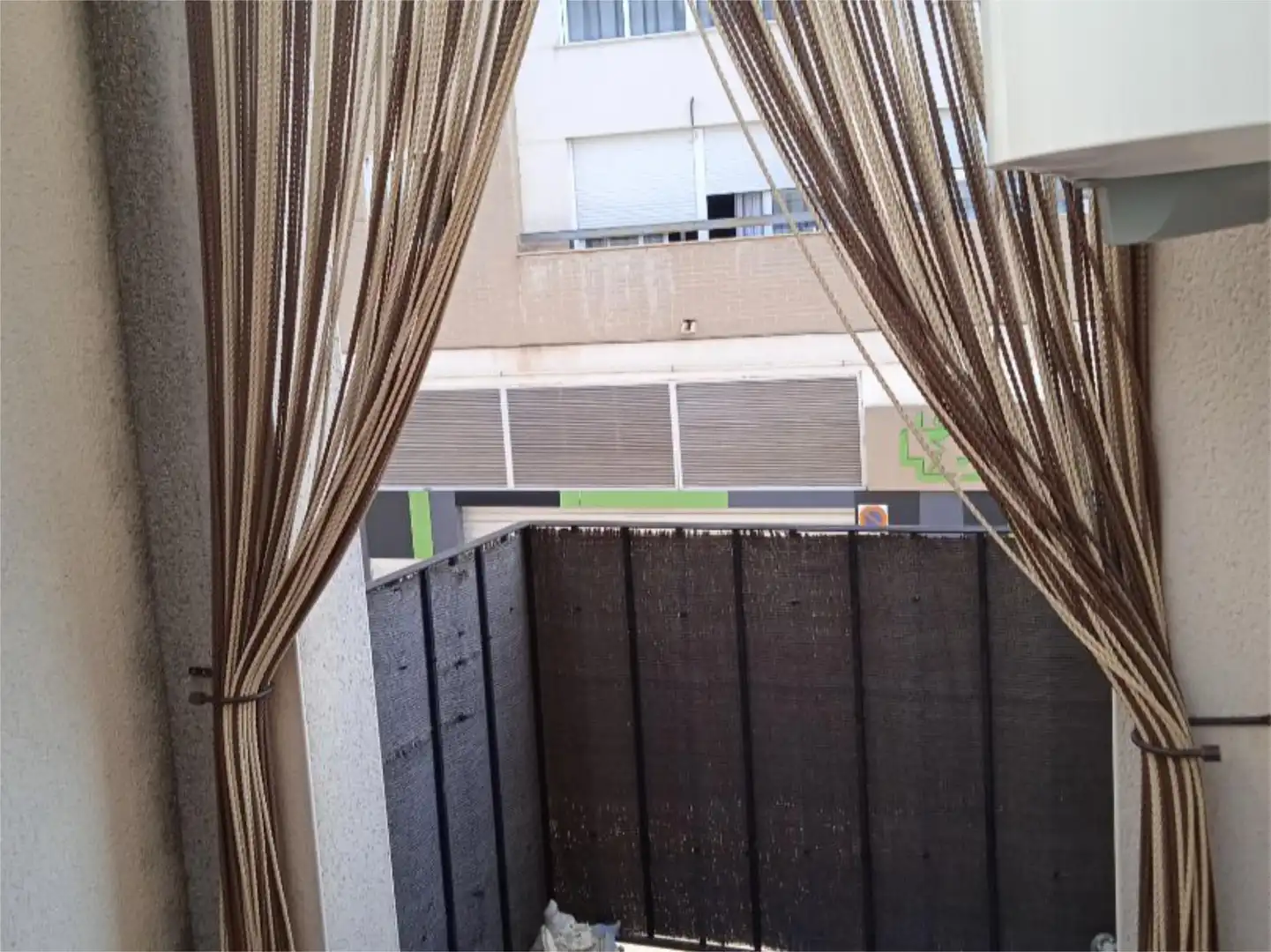 Terrassa de Casa adosada en venda en Alzira amb Aire condicionat, Terrassa i Balcó