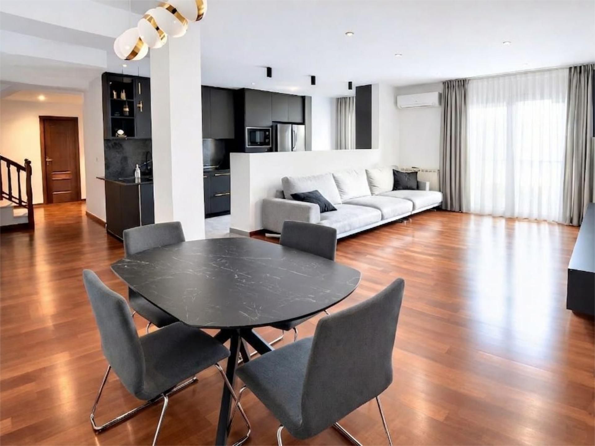 Sala d'estar de Dúplex en venda en La Palma de Cervelló amb Aire condicionat, Terrassa i Balcó