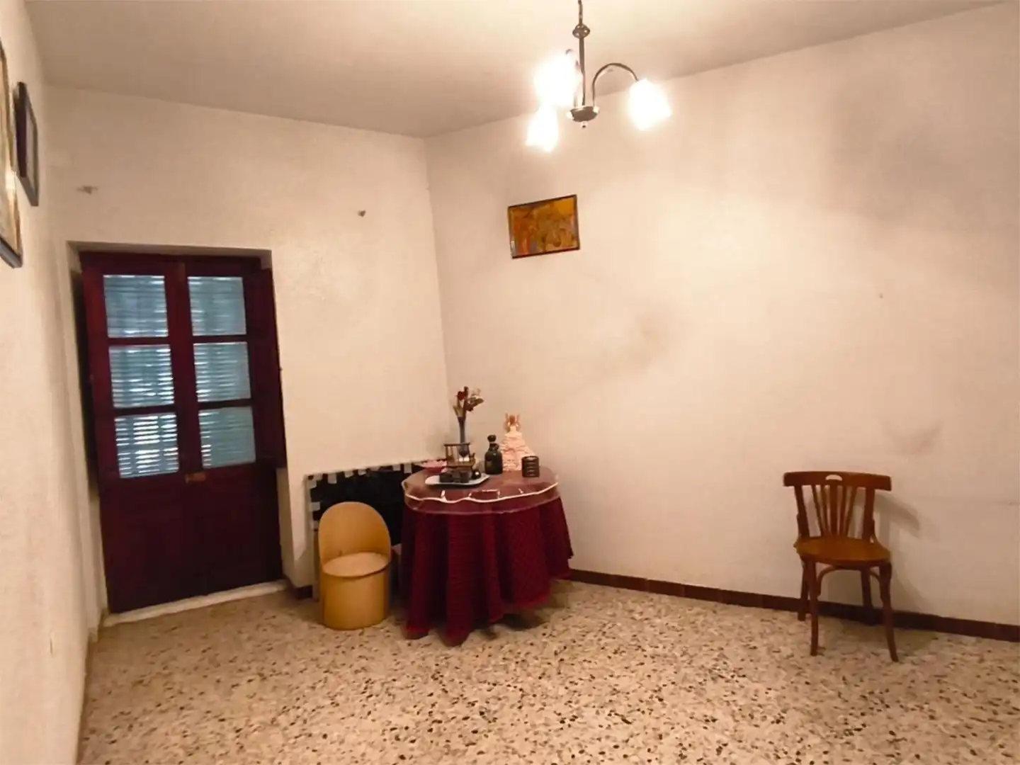 Casa adosada en venta en Avenida de la Constitución, 11, Cuacos de Yuste Sala de estar de Casa adosada en venta en Cuacos de Yuste con Terraza, Trastero y Balcón